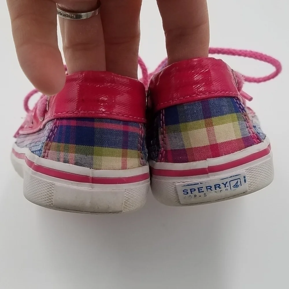 Sperry hot pink